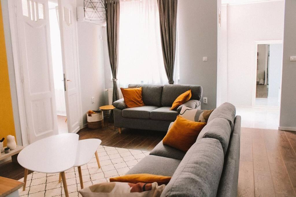 Meld Lägenhet Sombor Exteriör bild