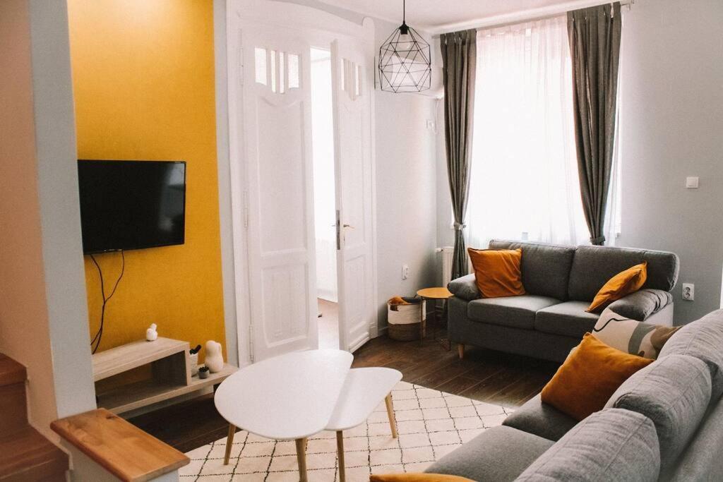 Meld Lägenhet Sombor Exteriör bild